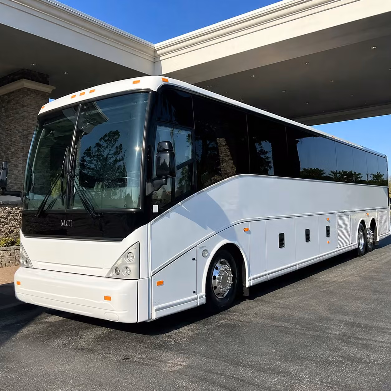 busrentalhartford com can handle corporate airport transfers throughout the hartford region