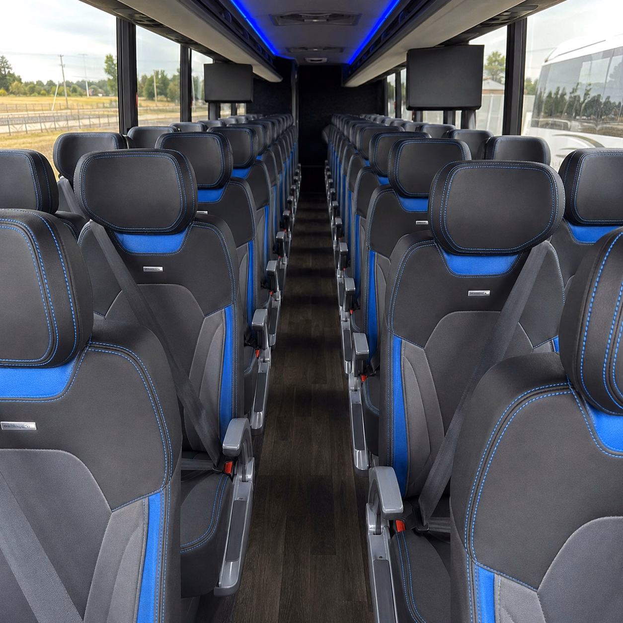 instant online bus rental quotes in hartford