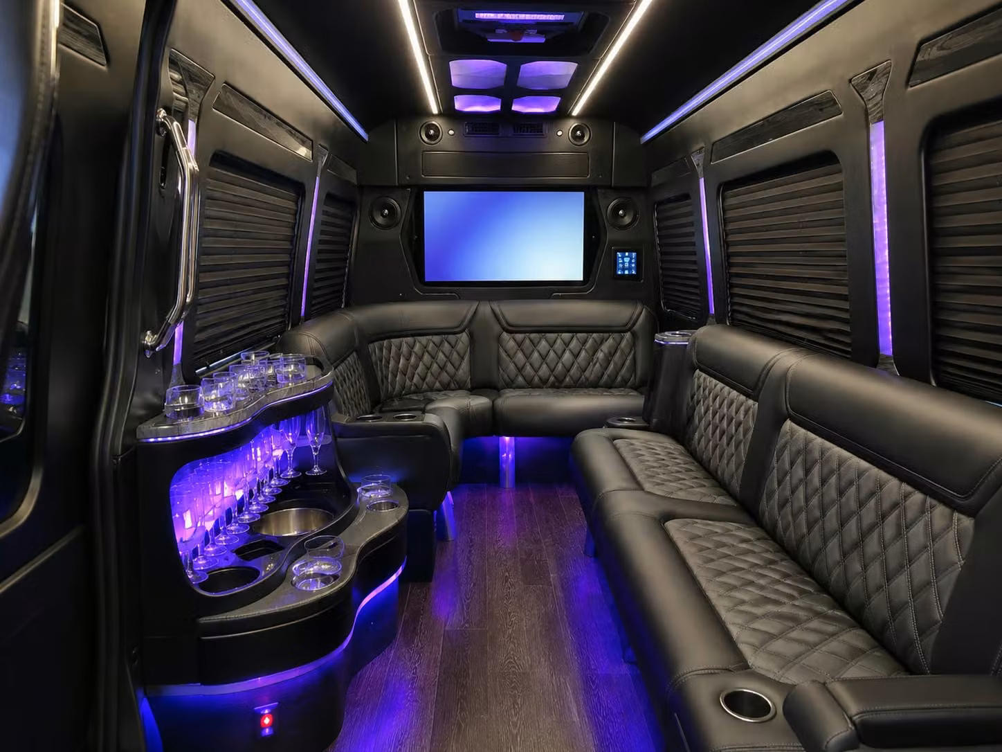 sports team transportation and fan bus rentals in hartford
